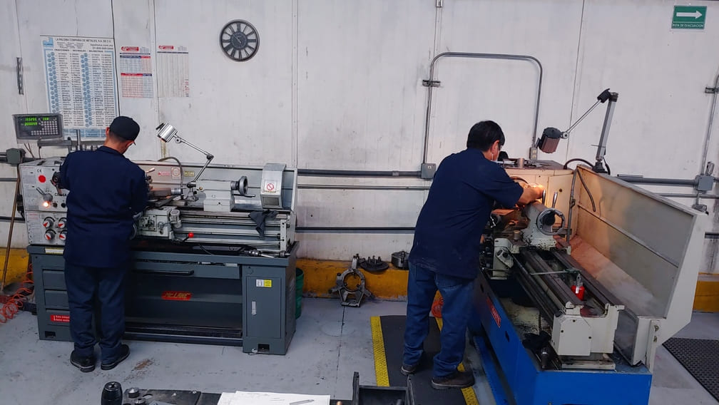 Puede fabricar piezas de muchas formas